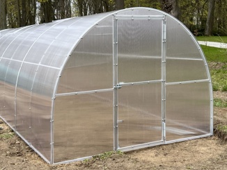 Kulcsrakész íves üvegházak –  Česká Manufaktura Mango polykarbonát 4 mm, 6,0 x 3,0 m