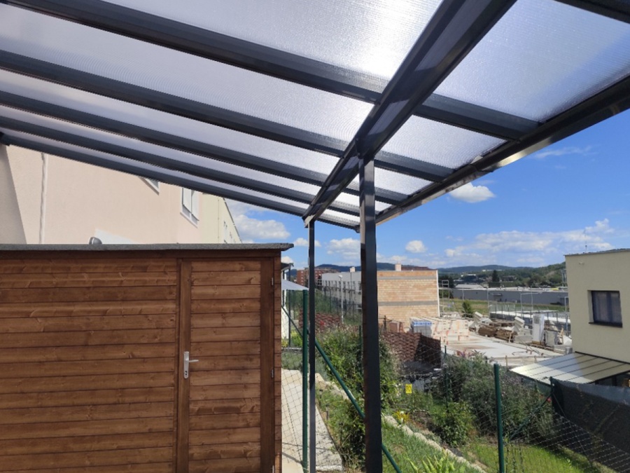 Montáže pergol, zimných záhrad a striešok