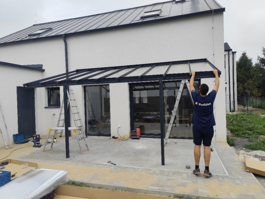 Pergolák, télikertek és előtetők telepítése