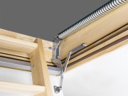 Pôdne schody Fakro LWF PP 45