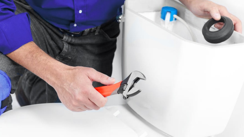 Čas běží. Opravte si protékající záchod