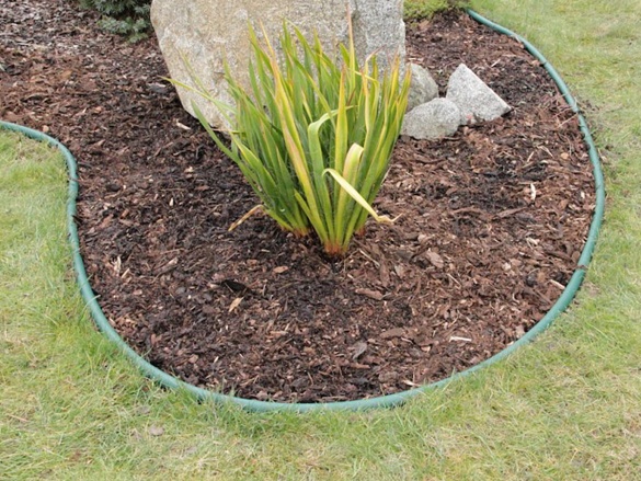 Neviditeľný obrubník Grate Garden Diamond