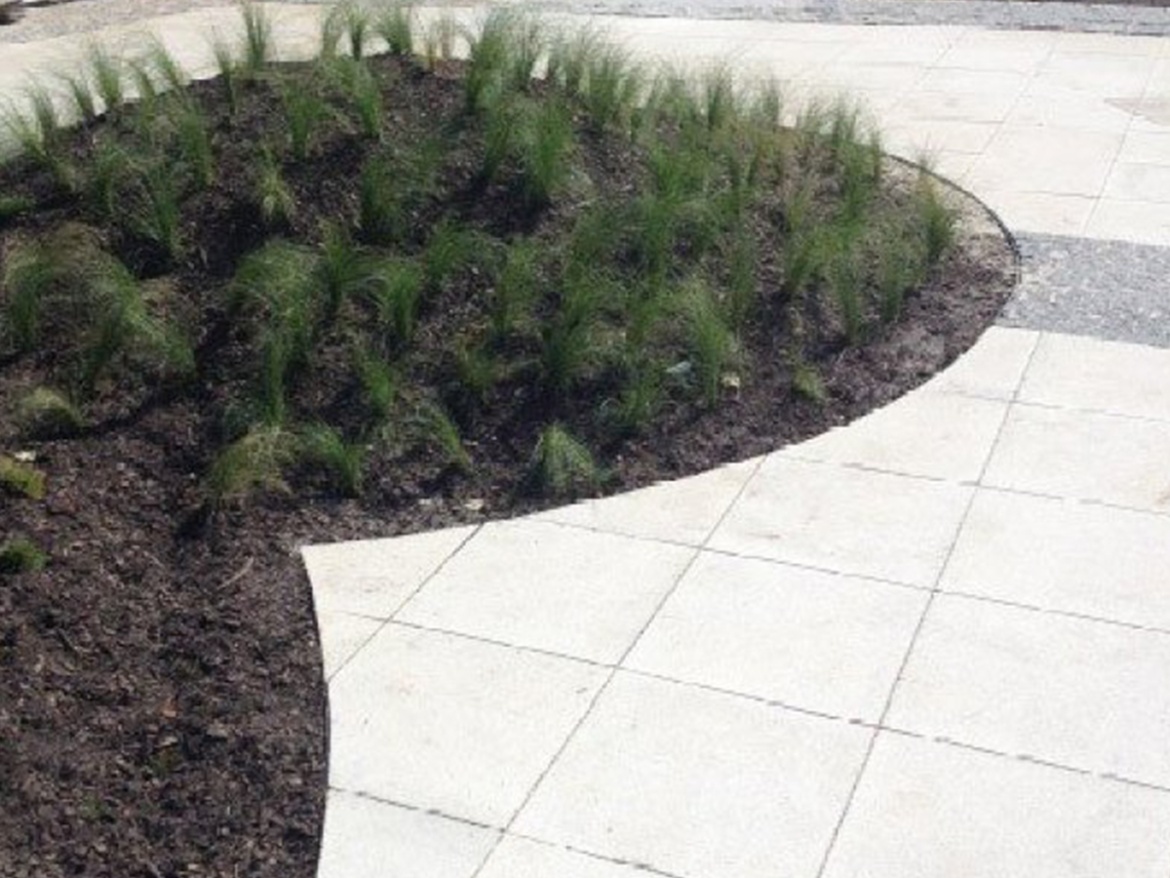 Neviditelný obrubník Scobax Silverline