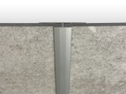 Kronospan Rocko hliníkový T profil