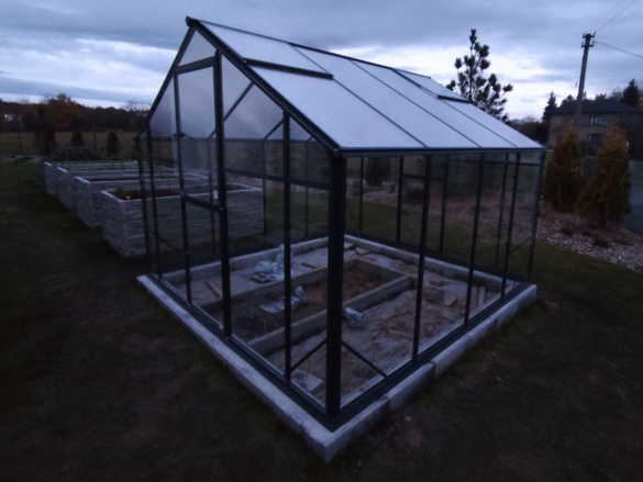 Professzionális, kulcsrakész üvegháztelepítések