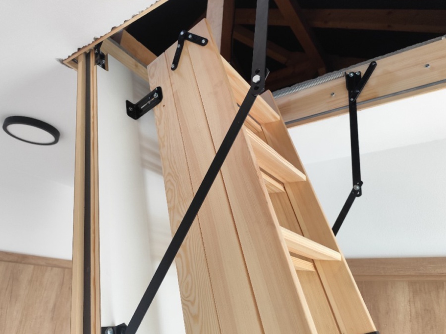 Montáže půdních schodů