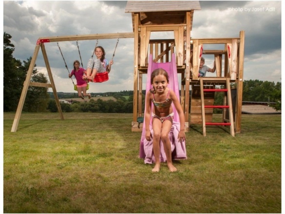 Detské ihrisko so šmykľavkou a hojdačkou Česká Manufaktura Matýsek