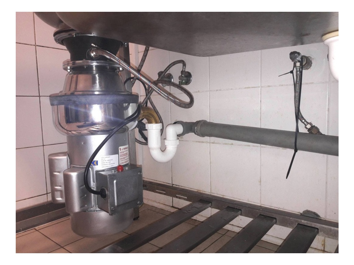 Drtiče odpadu Waste King Commercial 1000