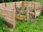 Hogyan válasszuk ki a megfelelő komposztálót