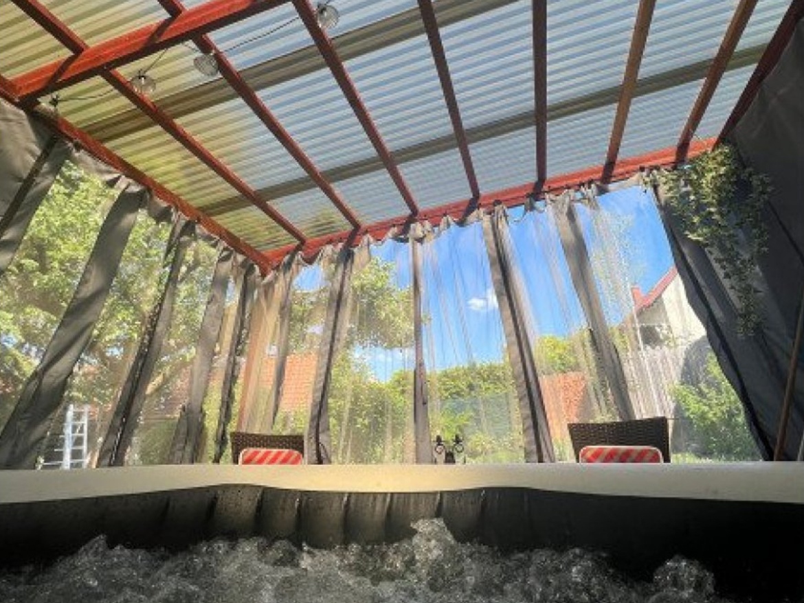 Polykarbonátová trapézová deska Palram Suntuf