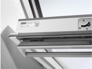 Výklopně-kyvné střešní okno Premium Velux Výklopně - kyvné GPU 0050