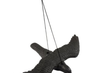 Okrasná zahrada –  Greenmill Plašič ptáků - havran letící