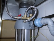 Drtiče odpadu Waste King Commercial 2000