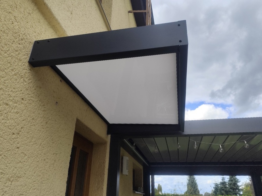 Montáže pergol, zimných záhrad a striešok