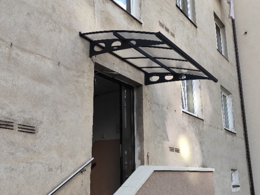 Montáže pergol, zimných záhrad a striešok