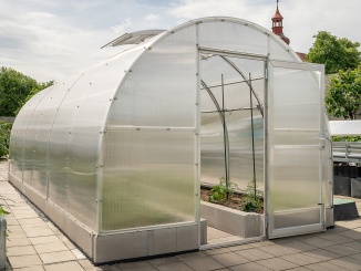 Kulcsrakész íves üvegházak –  Česká Manufaktura Kaktus polykarbonát 10 mm, 10,0 x 3,0 m