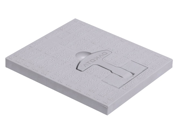 Poklop s madlom pre revíznu šachtu Dakota