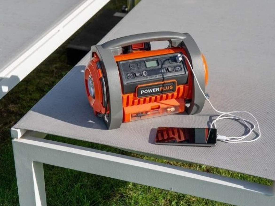 Aku kompresor Powerplus POWDP7030