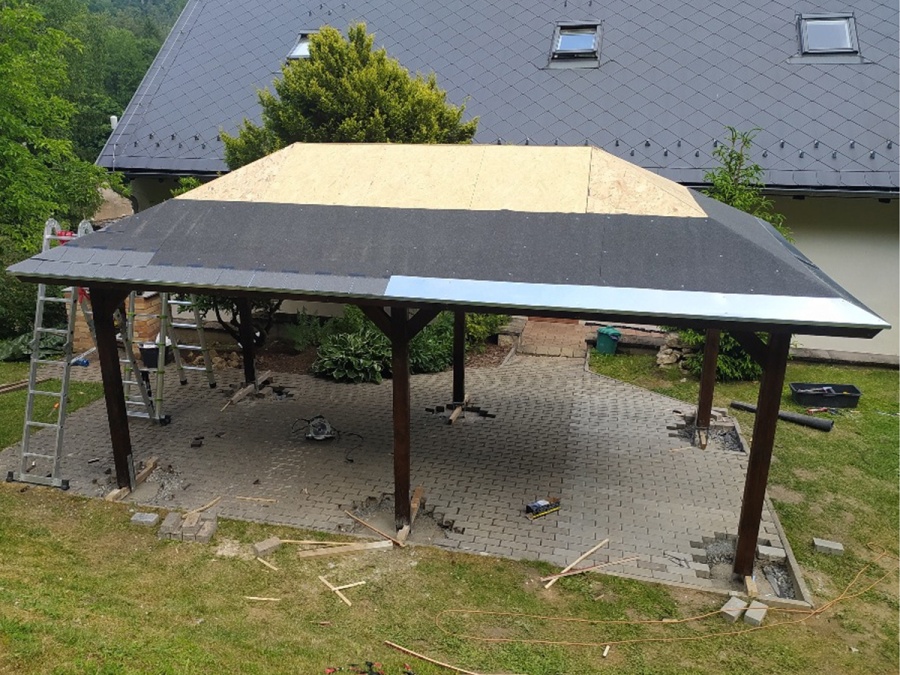 Pergolák, télikertek és előtetők telepítése