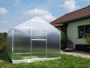 Zahradní skleník z polykarbonátu Gutta Gardentec F