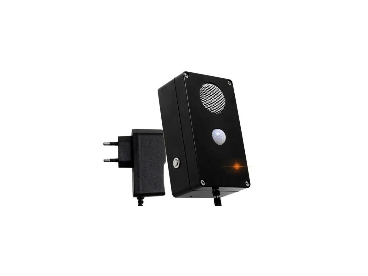 Scobax Vodotěsný, ultrazvukový plašič kun, lišek a další zvěře DRAGON ULTRASONIC AC900 - napájení přes 6V adaptér v balení