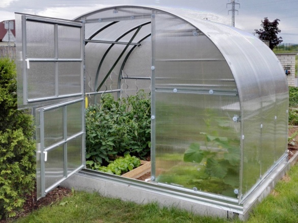 Gardentec Classic vs. Trjoska