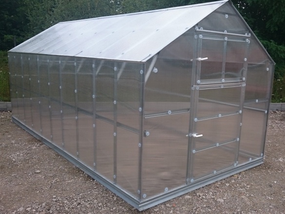 Záhradný skleník z polykarbonátu Gutta Gardentec H