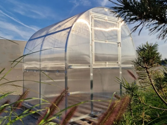 Skleník z polykarbonátu Gutta Gardentec Slim