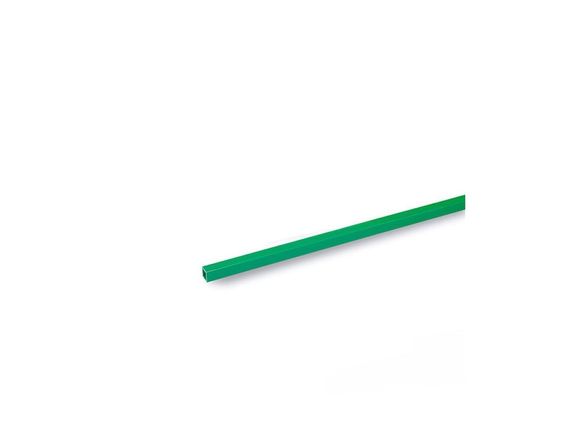 Scobax Ochranná PVC trubka na hadičky proti okusu k niplovým napáječkám 22 x 22 mm délka 2 m