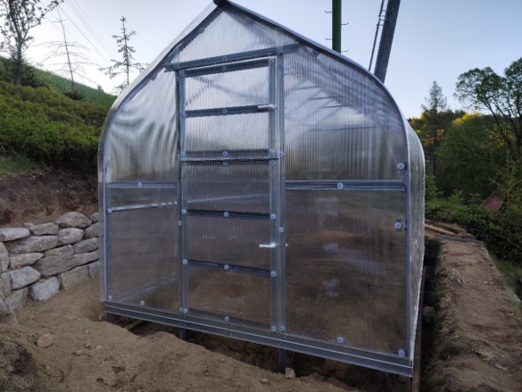 Üvegház összeszerelés