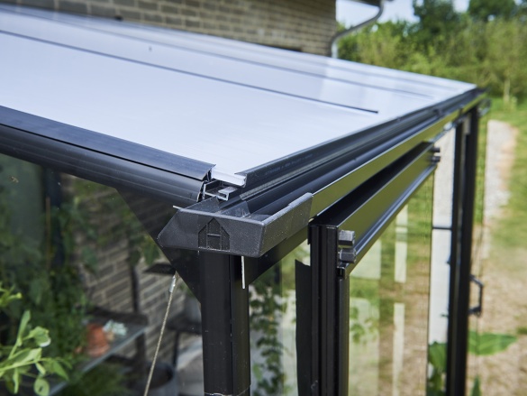 Üvegház Halls Qube Lean-to