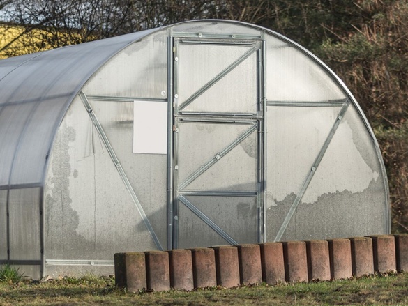 Zahradní skleník z polykarbonátu Gutta Atlas