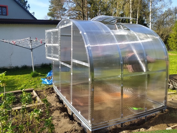 Professzionális, kulcsrakész üvegháztelepítések