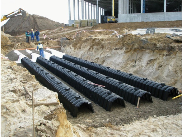 Vsakovacia nádrž Graf Garantia 300