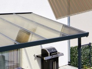 Hliníková pergola - číry/biela konštrukcia Gutta Terrassendach Premium