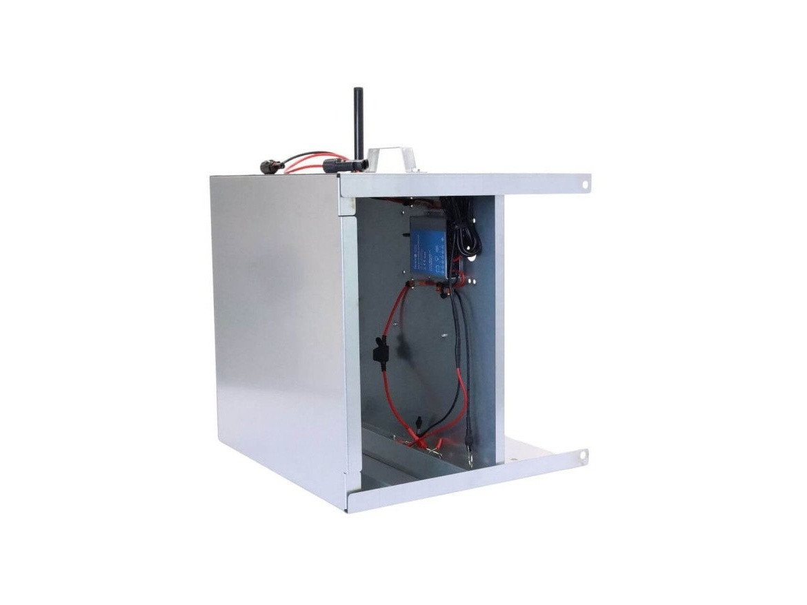 Scobax Základní sada na solární ohradník s přenosnou schránkou, regulátor 10 A, panel 100 W, konzole