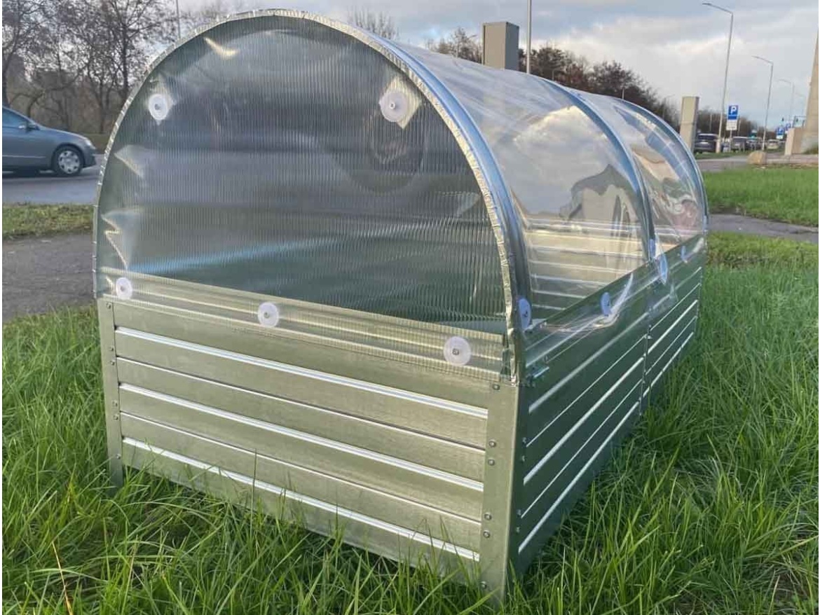 Kryt vyvýšeného záhonu Gutta