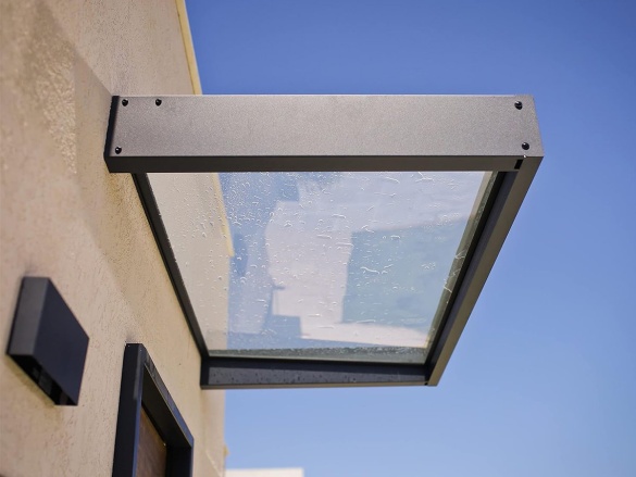 Bejárati előtető Scobax Sofia