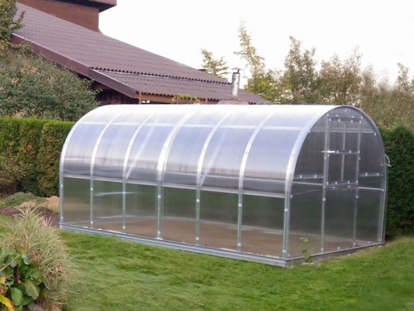 Skleník z polykarbonátu Covernit Classic