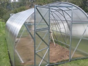 Miért (ne) vegyen Volya 2DUM üvegházi üvegházat