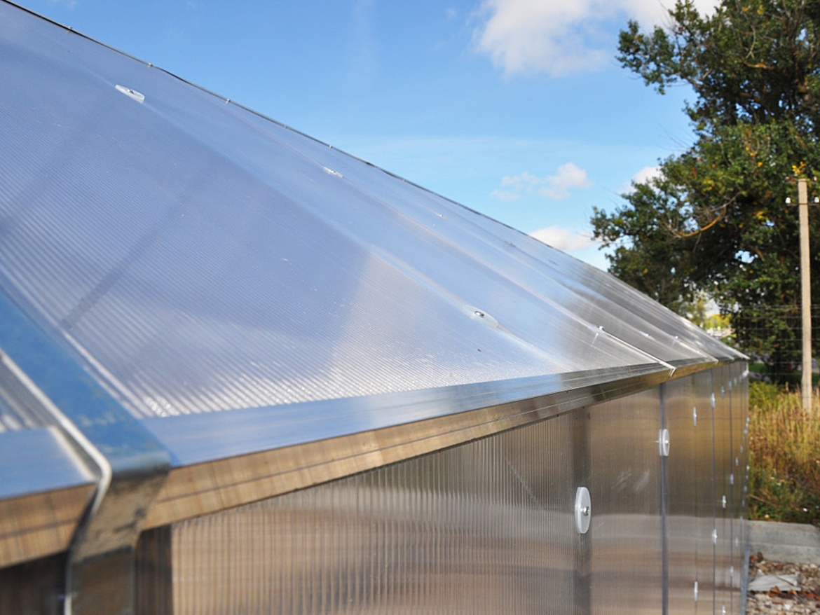 Zahradní skleník z polykarbonátu Gutta Gardentec H