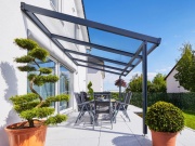 Hliníková pergola - čirý / bílá konstrukce Gutta Terrassendach Premium
