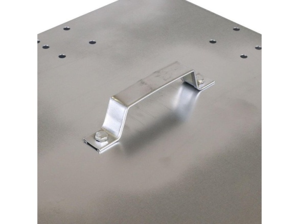 Scobax Základní sada na solární ohradník s přenosnou schránkou, regulátor 10 A, panel 100 W, konzole