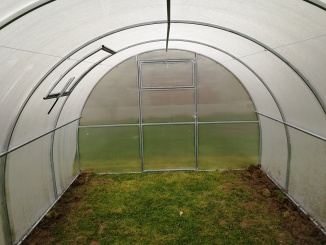 Polikarbonát –  Zadní dveře Scobax