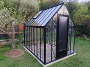 Profesionální montáže skleníků na klíč