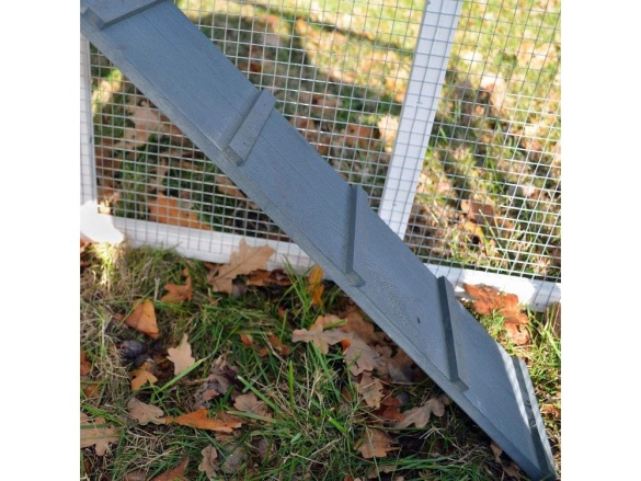 Kurník Scobax Aaron