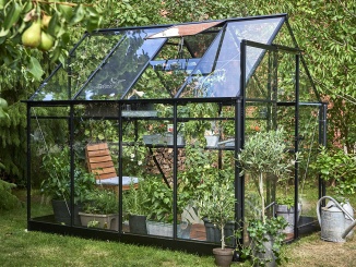 Zahradní skleníky ze skla –  Halls Qube