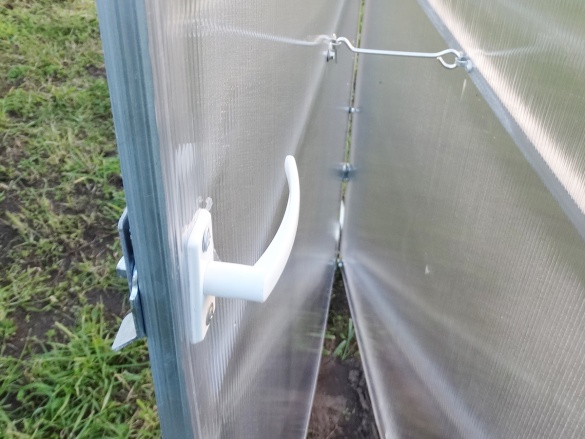 Skleník Scobax Violik