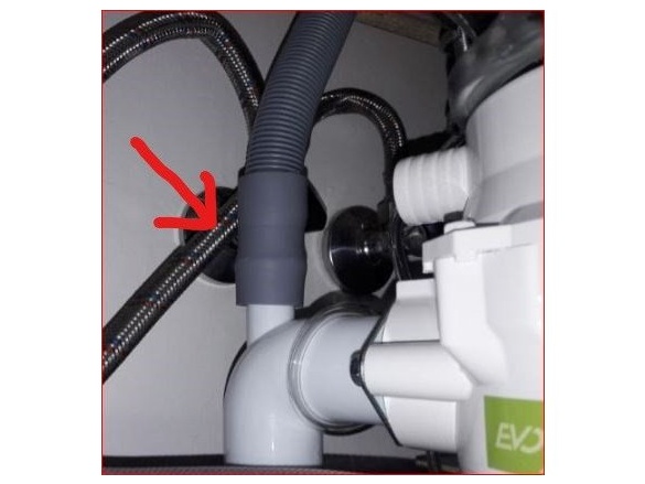 Příslušenství k drtičům EcoMaster Instalační sada pro připojení přepadu dřezu