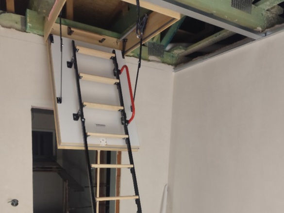 Montáže podkrovných schodov